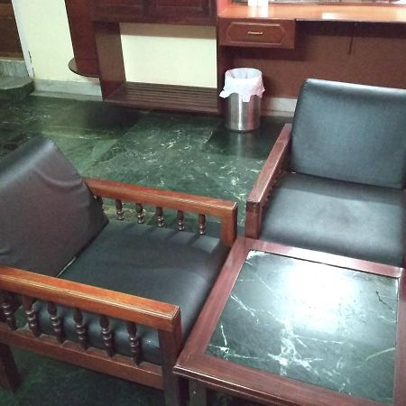 Hotel Rukmini Alwaye Dış mekan fotoğraf