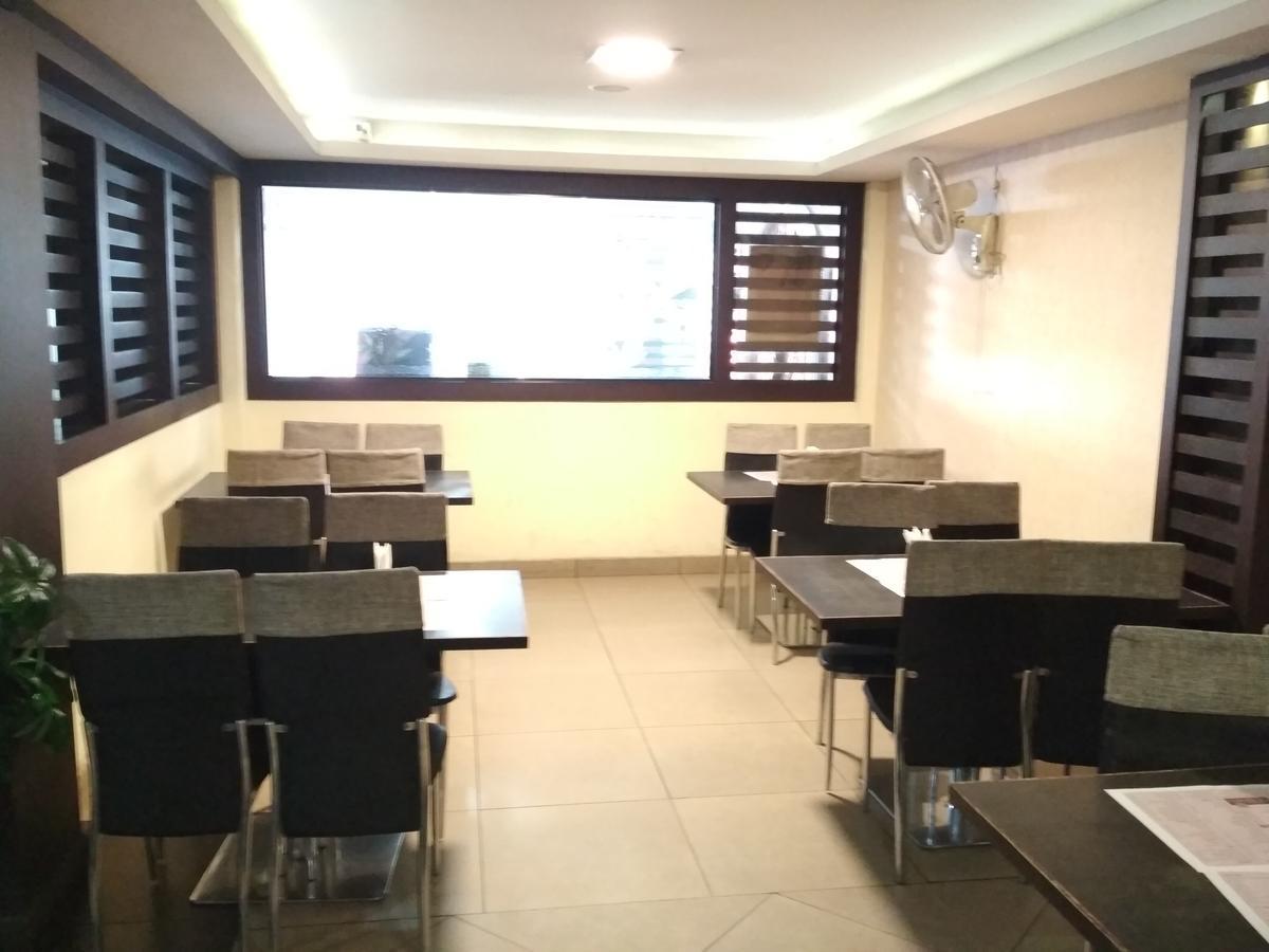 Hotel Rukmini Alwaye Dış mekan fotoğraf