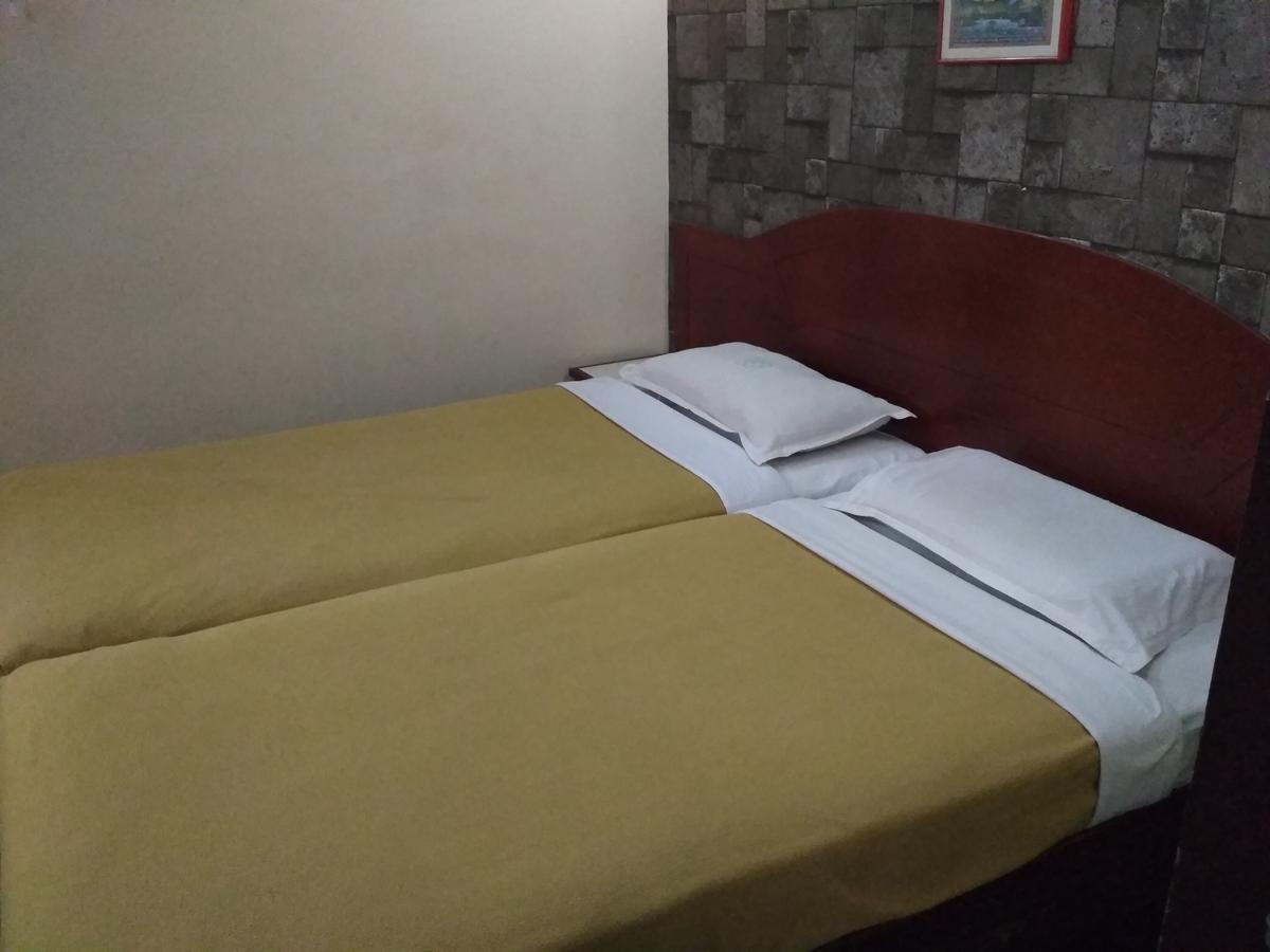 Hotel Rukmini Alwaye Dış mekan fotoğraf
