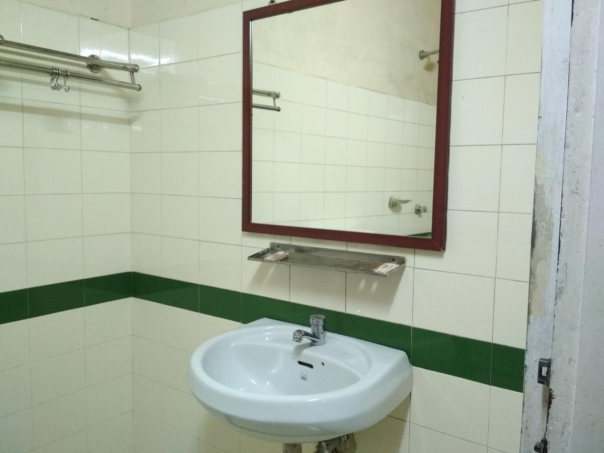 Hotel Rukmini Alwaye Dış mekan fotoğraf